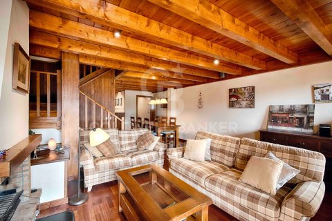 Купить дом в Каталония, Испания с 3 спальни, 240м², № 7956 - фото 7