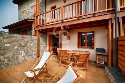 Купить дом в Каталония, Испания с 3 спальни, 240м², № 7956 - фото 30