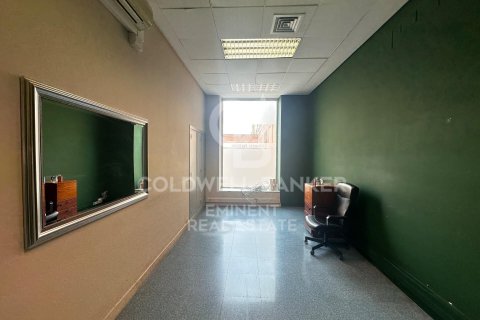 Купить коммерческую недвижимость в Барселона, Испания 181м², № 7954 - фото 3