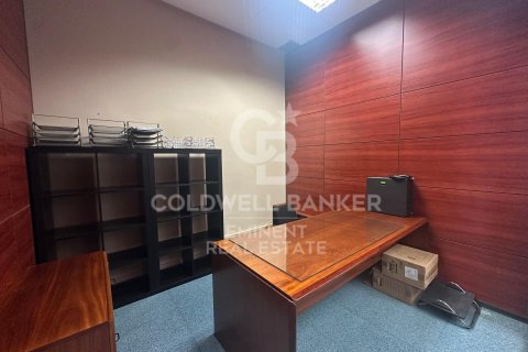 Купить коммерческую недвижимость в Барселона, Испания 181м², № 7954 - фото 6