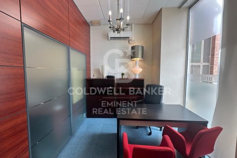 Коммерческая недвижимость 181м² в Барселоне, Каталония, Испания № 7954