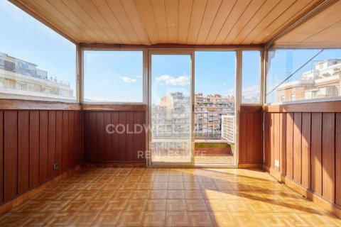 Купить пентхаус в Барселона, Испания с 2 спальни, 64м², № 7952 - фото 18