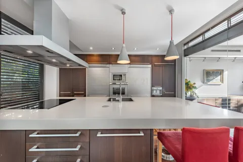 Сasa de 4 dormitorios en venta en Barcelona, Cataluña, Spain № 6892 - foto 14