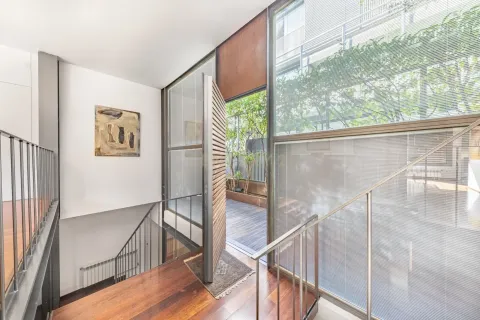 Сasa de 4 dormitorios en venta en Barcelona, Cataluña, Spain № 6892 - foto 15