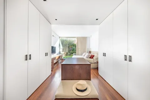 Сasa de 4 dormitorios en venta en Barcelona, Cataluña, Spain № 6892 - foto 18