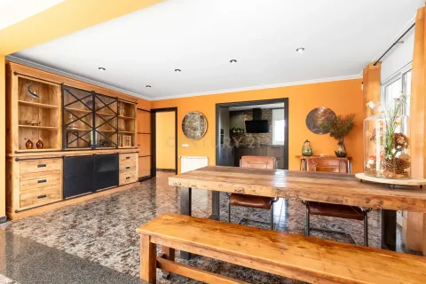 Сasa de 5 dormitorios en venta en Tordera, Barcelona, Cataluña, Spain № 6891 - foto 12