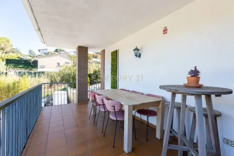 Сasa de 5 dormitorios en venta en Tordera, Barcelona, Cataluña, Spain № 6891 - foto 27