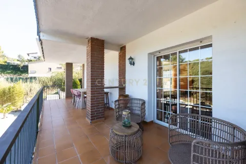 Сasa de 5 dormitorios en venta en Tordera, Barcelona, Cataluña, Spain № 6891 - foto 20