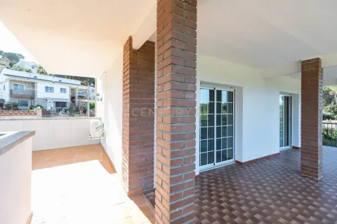 Сasa de 5 dormitorios en venta en Tordera, Barcelona, Cataluña, Spain № 6891 - foto 22