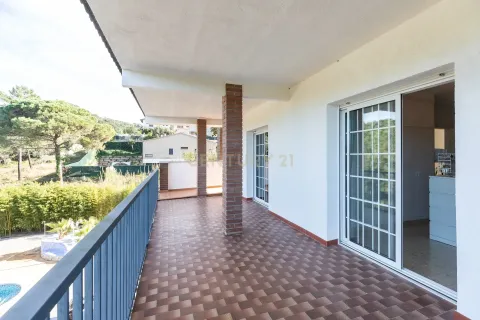 Сasa de 5 dormitorios en venta en Tordera, Barcelona, Cataluña, Spain № 6891 - foto 21