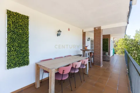 Сasa de 5 dormitorios en venta en Tordera, Barcelona, Cataluña, Spain № 6891 - foto 26