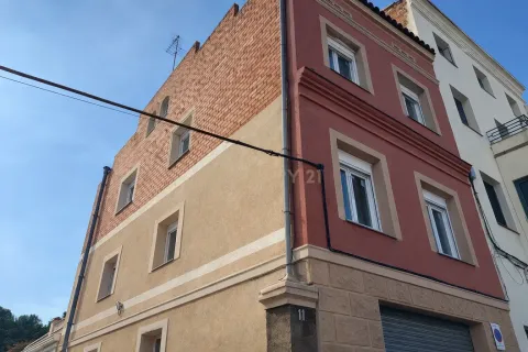 2 bedrooms commercial property for sale in Manresa, Barcelona, Catalonia, Spain № 6887