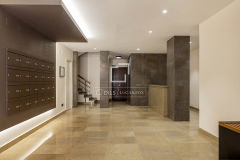 Купить квартиру в Барселона, Испания с 4 спальни, 88м², № 7182 - фото 16