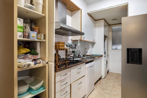 Купить квартиру в Барселона, Испания с 4 спальни, 88м², № 7182 - фото 10