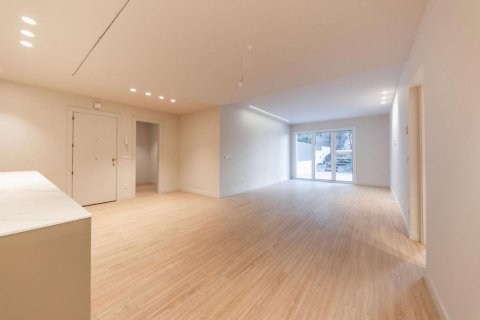 4 bedrooms apartment for sale in Barcelona, Catalonia, Spain № 7187