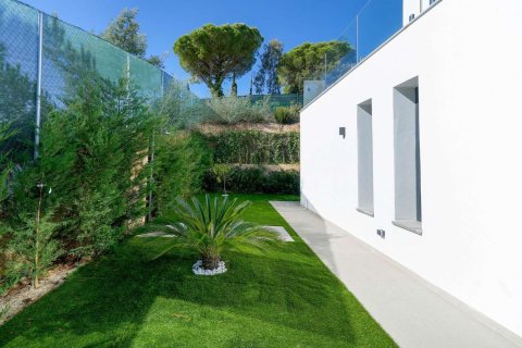3 bedrooms house for sale in Lloret de Mar, Girona, Catalonia, Spain № 7186 - photo 24