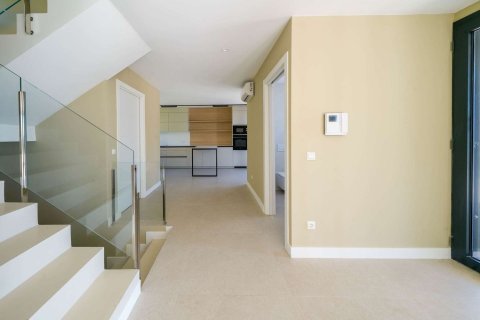 3 bedrooms house for sale in Lloret de Mar, Girona, Catalonia, Spain № 7186 - photo 16