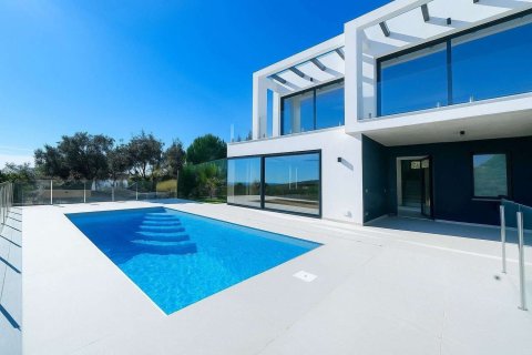 3 bedrooms house for sale in Lloret de Mar, Girona, Catalonia, Spain № 7186 - photo 28