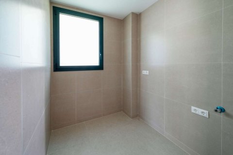 3 bedrooms house for sale in Lloret de Mar, Girona, Catalonia, Spain № 7186 - photo 11