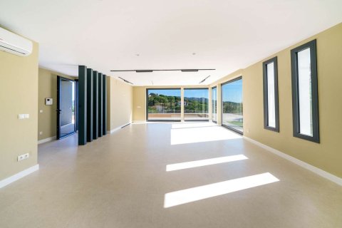 3 bedrooms house for sale in Lloret de Mar, Girona, Catalonia, Spain № 7186 - photo 21
