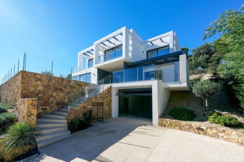3 bedrooms house for sale in Lloret de Mar, Girona, Catalonia, Spain № 7186 - photo 27