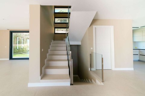 3 bedrooms house for sale in Lloret de Mar, Girona, Catalonia, Spain № 7186 - photo 10