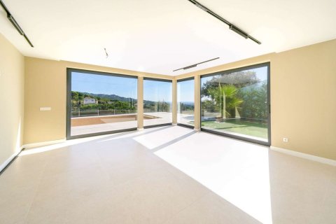 3 bedrooms house for sale in Lloret de Mar, Girona, Catalonia, Spain № 7186 - photo 20