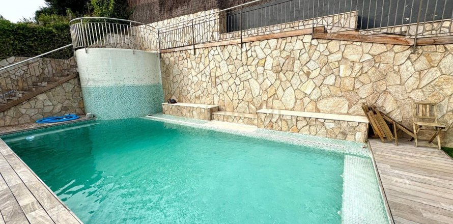 Дом с 3 спальнями в Руби, Барселона, Каталония, Испания № 2299