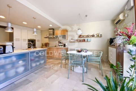 Купить дом в Палау-Савердера, Испания с 3 спальни, 443м², № 7739 - фото 22