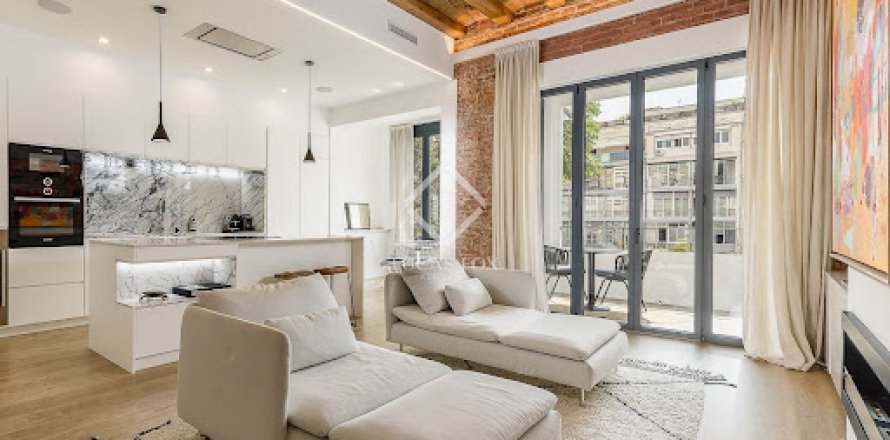 Квартира с 3 спальнями в Эшампле, Барселона, Каталония, Испания № 2693