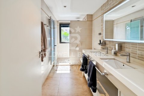 Сasa de 4 dormitorios en venta en Viladecans, Barcelona, Cataluña, Spain № 5547 - foto 12