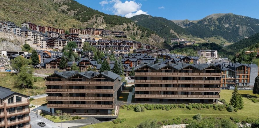 3 bedrooms apartment for sale in Principado De Andorra (Ninguna Poblacion Tiene C.P.), Lleida, Catalonia, Spain № 5549