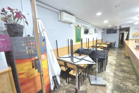 Купить коммерческую недвижимость в Сантс-Монтжуик, Барселона, Испания 250м², № 2460 - фото 4