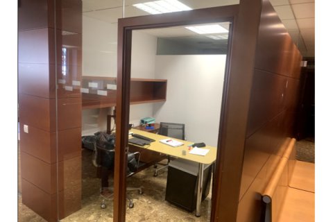 Купить офис в Сантс-Монтжуик, Барселона, Испания студия, 305м², № 2457 - фото 18