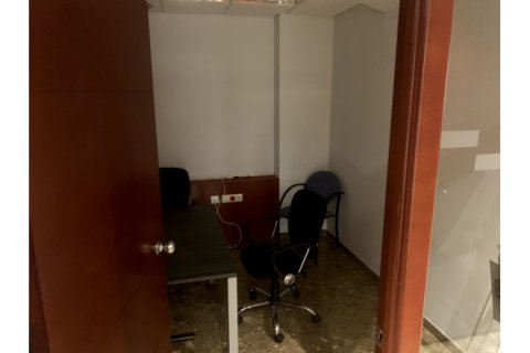 Купить офис в Сантс-Монтжуик, Барселона, Испания студия, 305м², № 2457 - фото 19