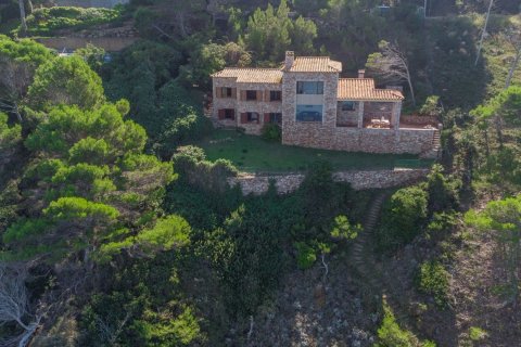 Сasa de 6 dormitorios en venta en Begur, Gerona, Cataluña, Spain № 7090 - foto 29