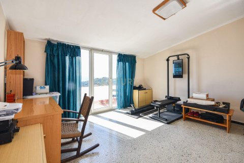 Сasa de 3 dormitorios en venta en Esplugues de Llobregat, Barcelona, Cataluña, Spain № 7092 - foto 20