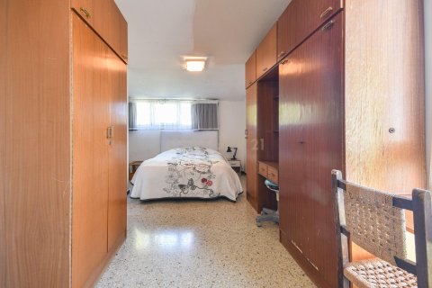Сasa de 3 dormitorios en venta en Esplugues de Llobregat, Barcelona, Cataluña, Spain № 7092 - foto 24