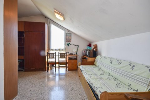 Сasa de 3 dormitorios en venta en Esplugues de Llobregat, Barcelona, Cataluña, Spain № 7092 - foto 5