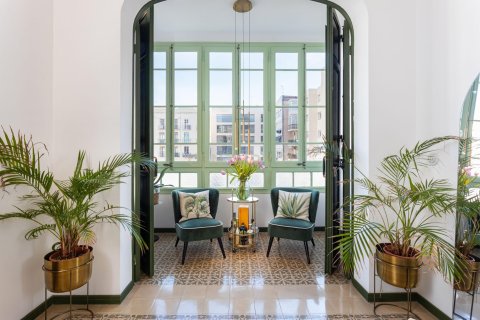 Apartamento de 2 dormitorios en venta en Barcelona, Cataluña, Spain № 7093 - foto 23