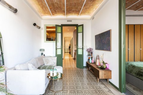 Apartamento de 2 dormitorios en venta en Barcelona, Cataluña, Spain № 7093 - foto 30