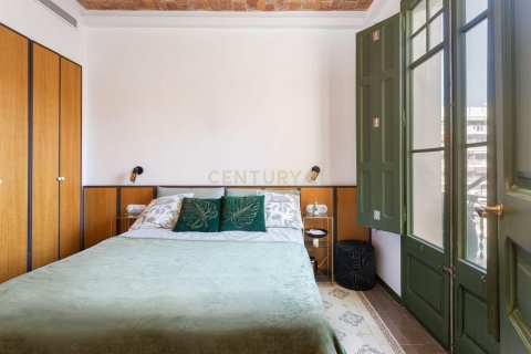 Apartamento de 2 dormitorios en venta en Barcelona, Cataluña, Spain № 7093 - foto 16
