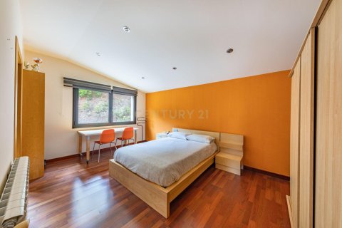 Сasa de 7 dormitorios en venta en Matadepera, Barcelona, Cataluña, Spain № 7095 - foto 9