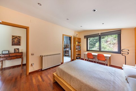 Сasa de 7 dormitorios en venta en Matadepera, Barcelona, Cataluña, Spain № 7095 - foto 8