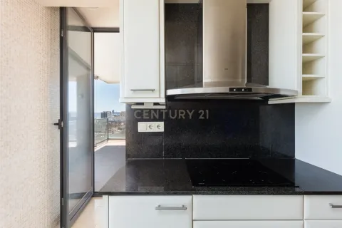Apartamento de 4 dormitorios en venta en Barcelona, Cataluña, Spain № 7094 - foto 26