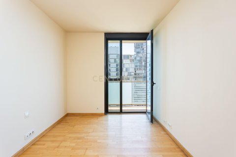 Apartamento de 4 dormitorios en venta en Barcelona, Cataluña, Spain № 7094 - foto 5