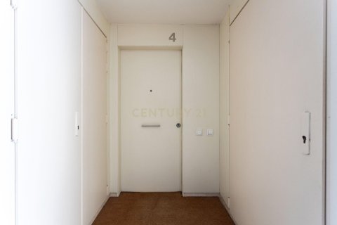 Apartamento de 4 dormitorios en venta en Barcelona, Cataluña, Spain № 7094 - foto 15