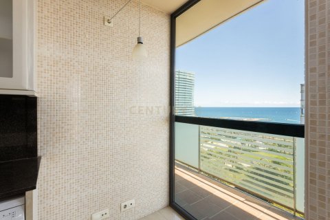 Apartamento de 4 dormitorios en venta en Barcelona, Cataluña, Spain № 7094 - foto 24
