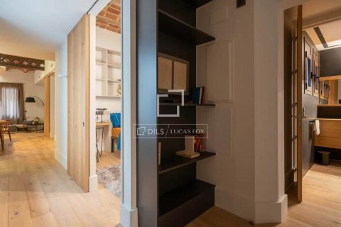 3 chambres apartment à vendre à Barcelona, Catalonia, Spain № 3865 - photo 8
