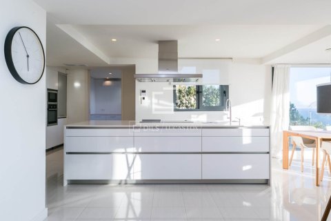 6 bedrooms villa for sale in Castelldefels, Barcelona, Catalonia, Spain № 3867 - photo 24